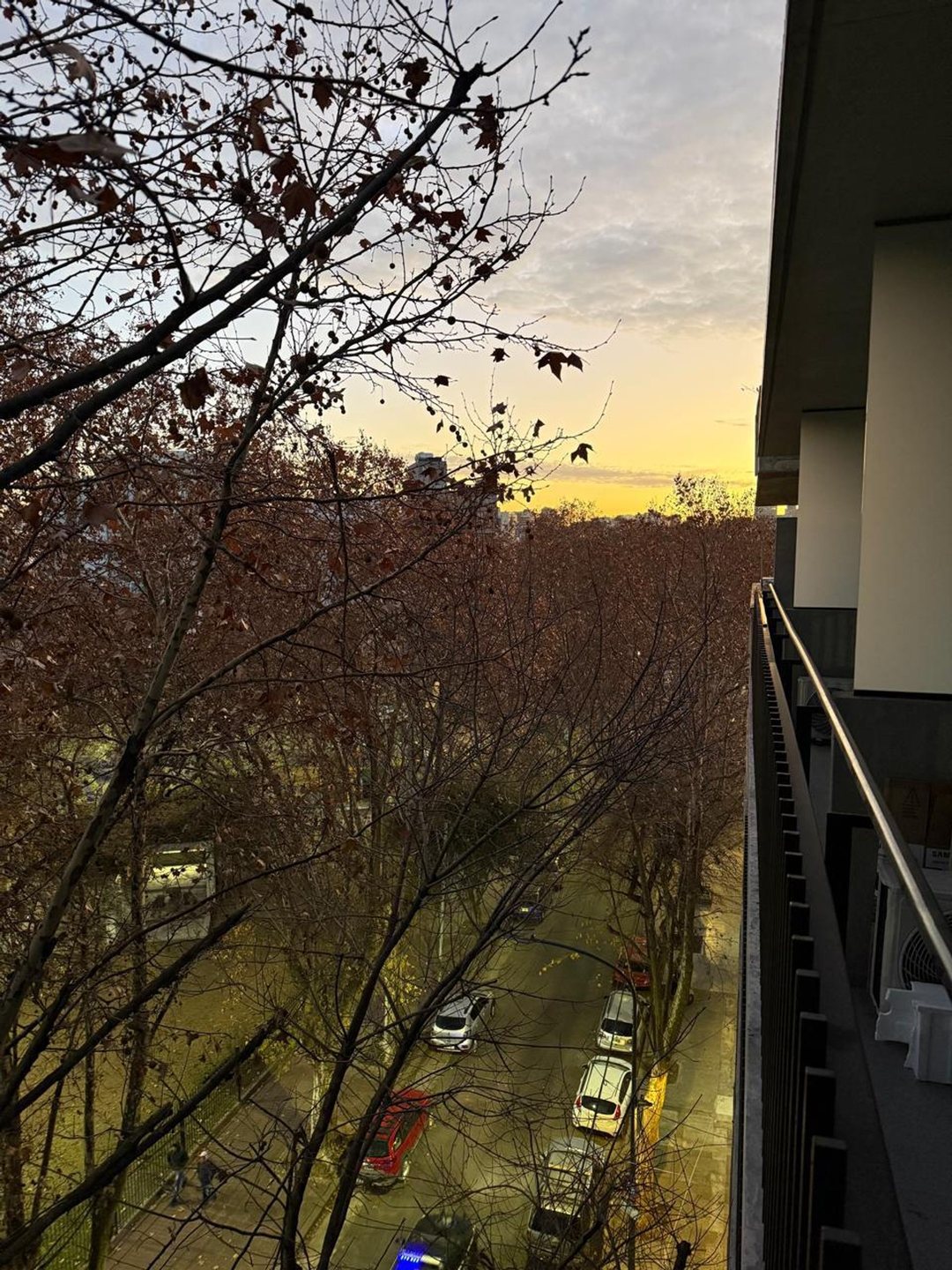 ALQUILER 1 AMB  A ESTRENAR BALCON VISTA A PLAZA