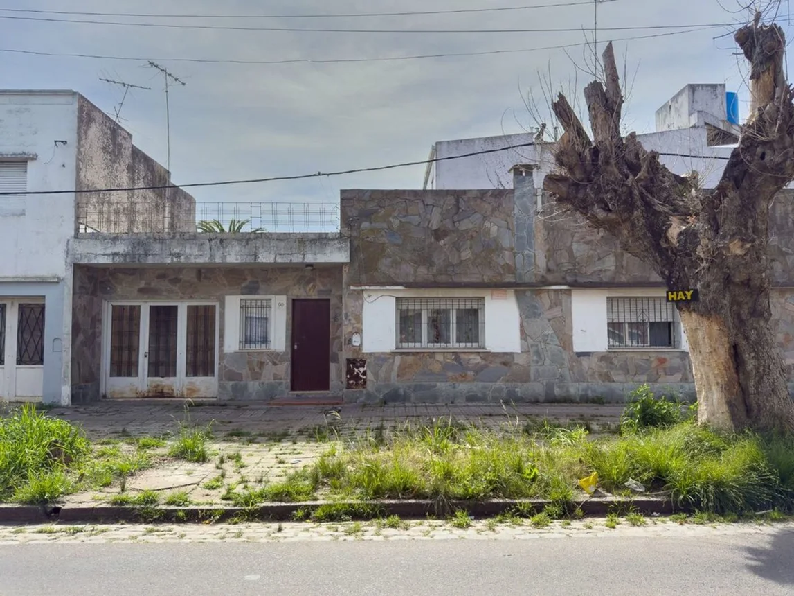 Casa en venta en La Plata, foto 2