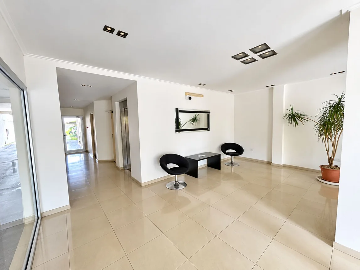 Departamento de 4 ambientes en venta en La Plata, 7 Entre 68 y 69 1700, foto 4