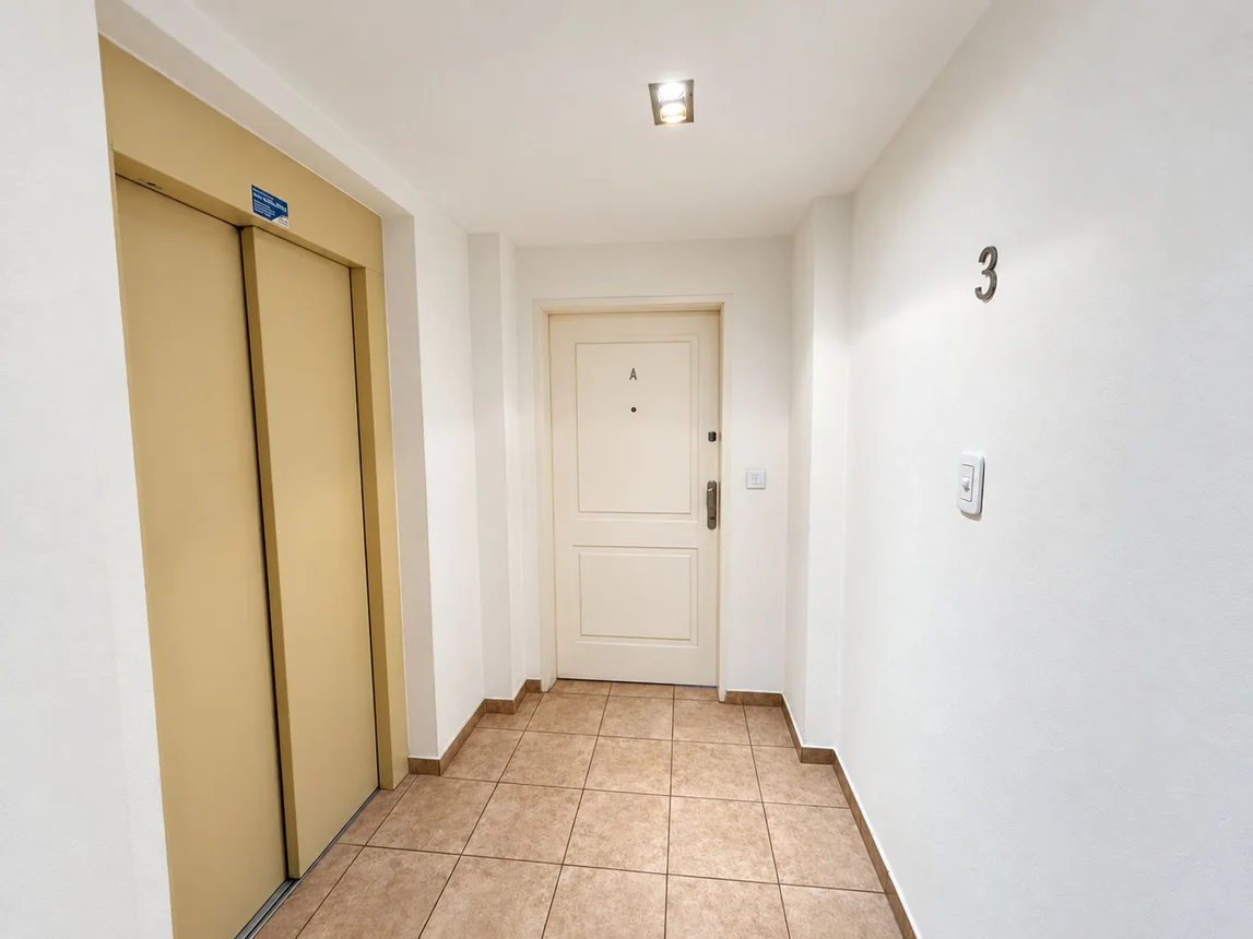 Departamento de 4 ambientes en venta en La Plata, 7 Entre 68 y 69 1700, foto 3