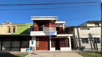 VENTA DUPLEX 3 DORMITORIOS B° 820 VIVIENDAS
