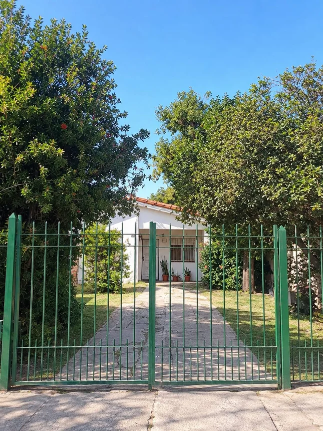 Casa en venta en General Rodríguez, Remedios de Escalada de San Martín 200