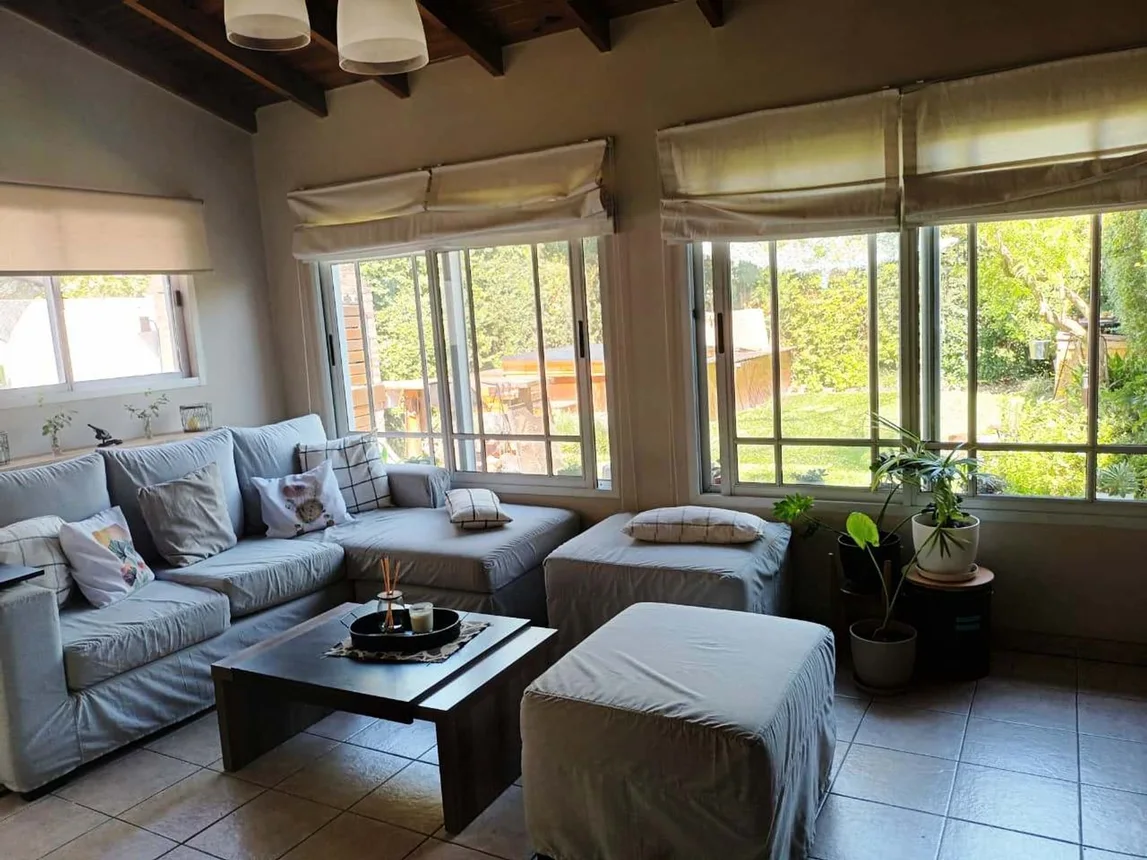 Casa tríplex en venta en Burzaco, foto 3