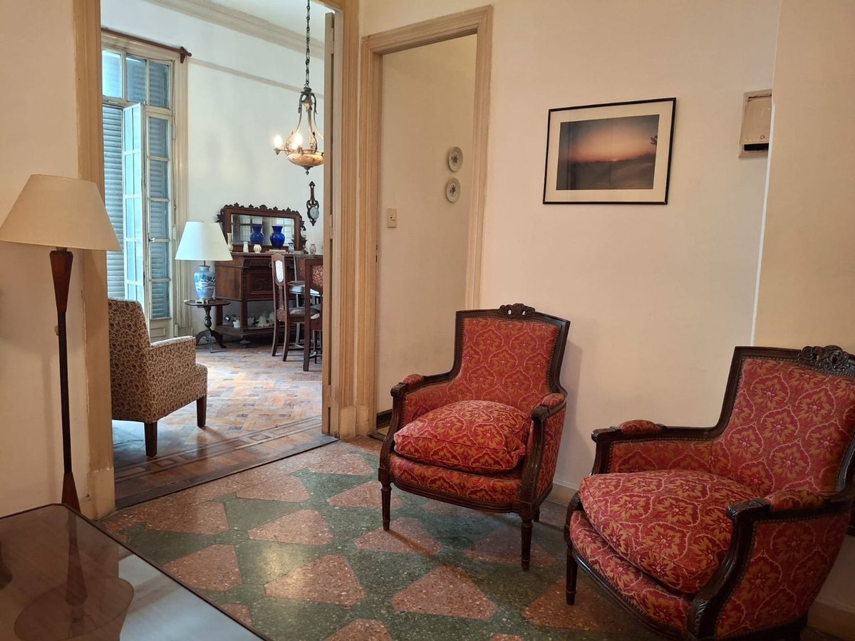 VENTA DEPTO 5 AMBIENTES MONTSERRAT BALCON PATIO