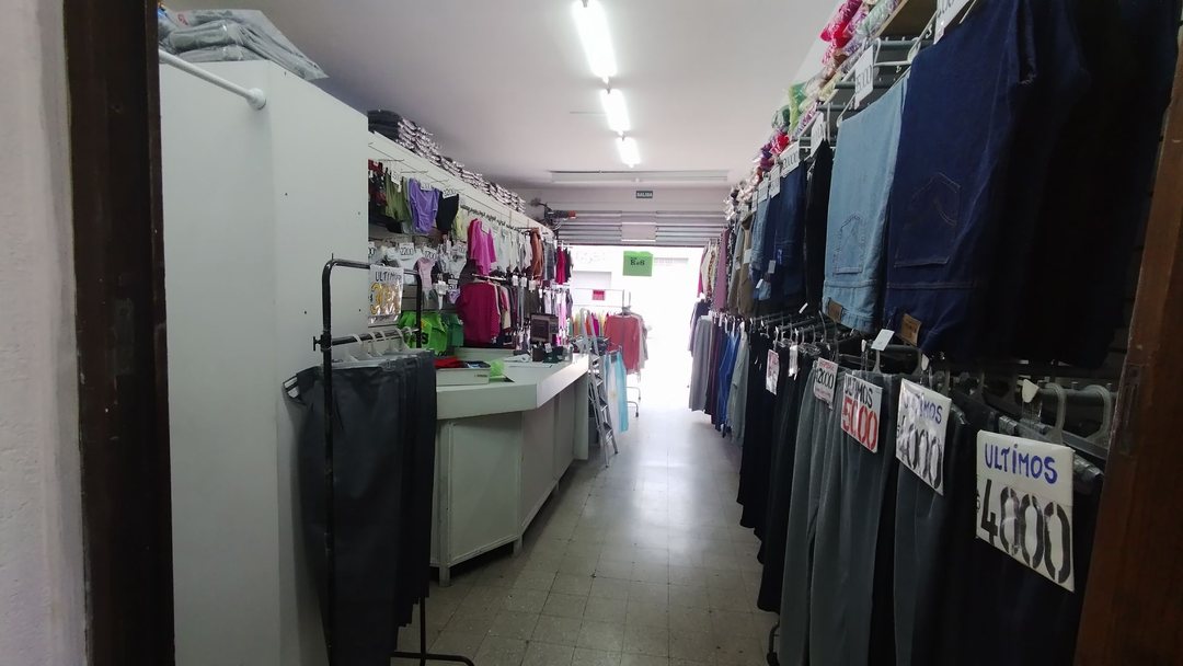 VENTA LOCAL Pque. Avellaneda/Flores 33m² BAULERA