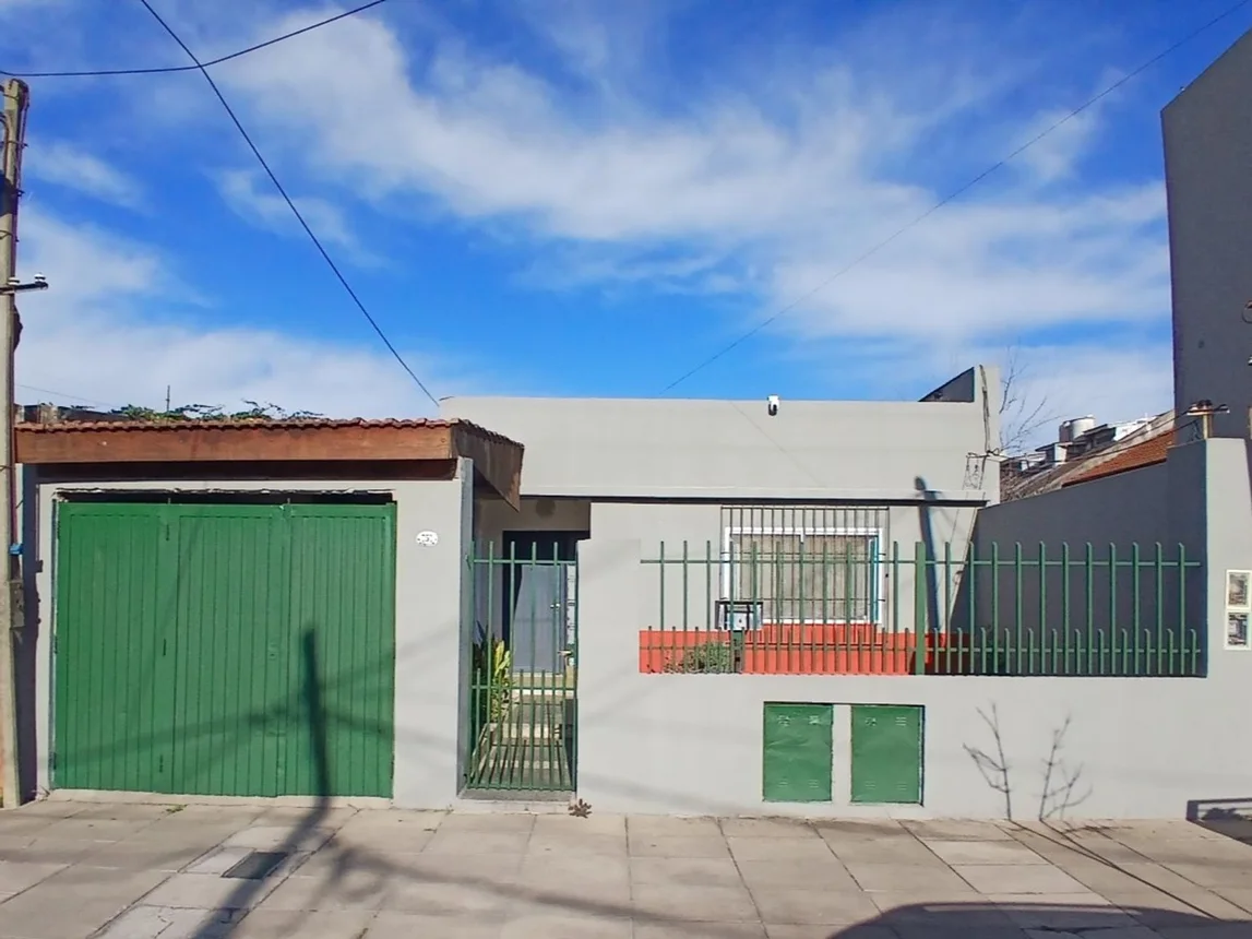 Casa en venta en Muñiz, Sargento Cabral 700