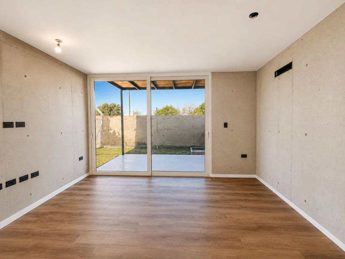 Casa de 2 ambientes en venta en Manuel B. Gonnet, 16 E/ 517 y 519 0