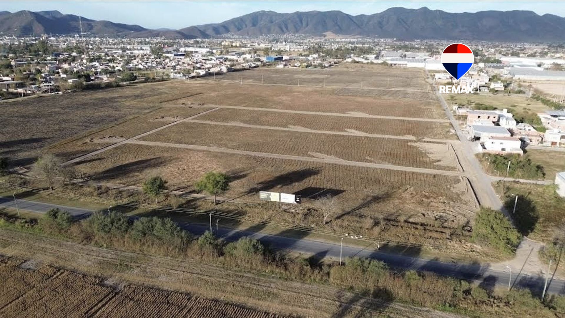 TERRENO VENTA AV EL CARNAVAL ZONA SUR LOTE 4 - foto 1