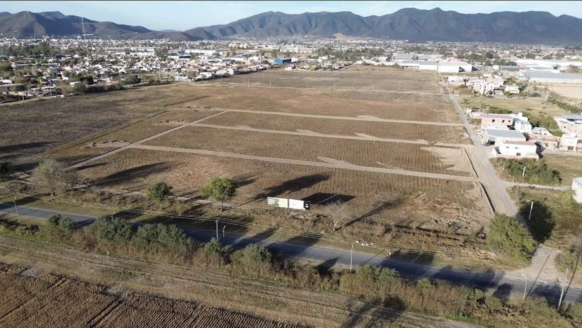 TERRENO VENTA AV EL CARNAVAL ZONA SUR LOTE 4 - foto 3