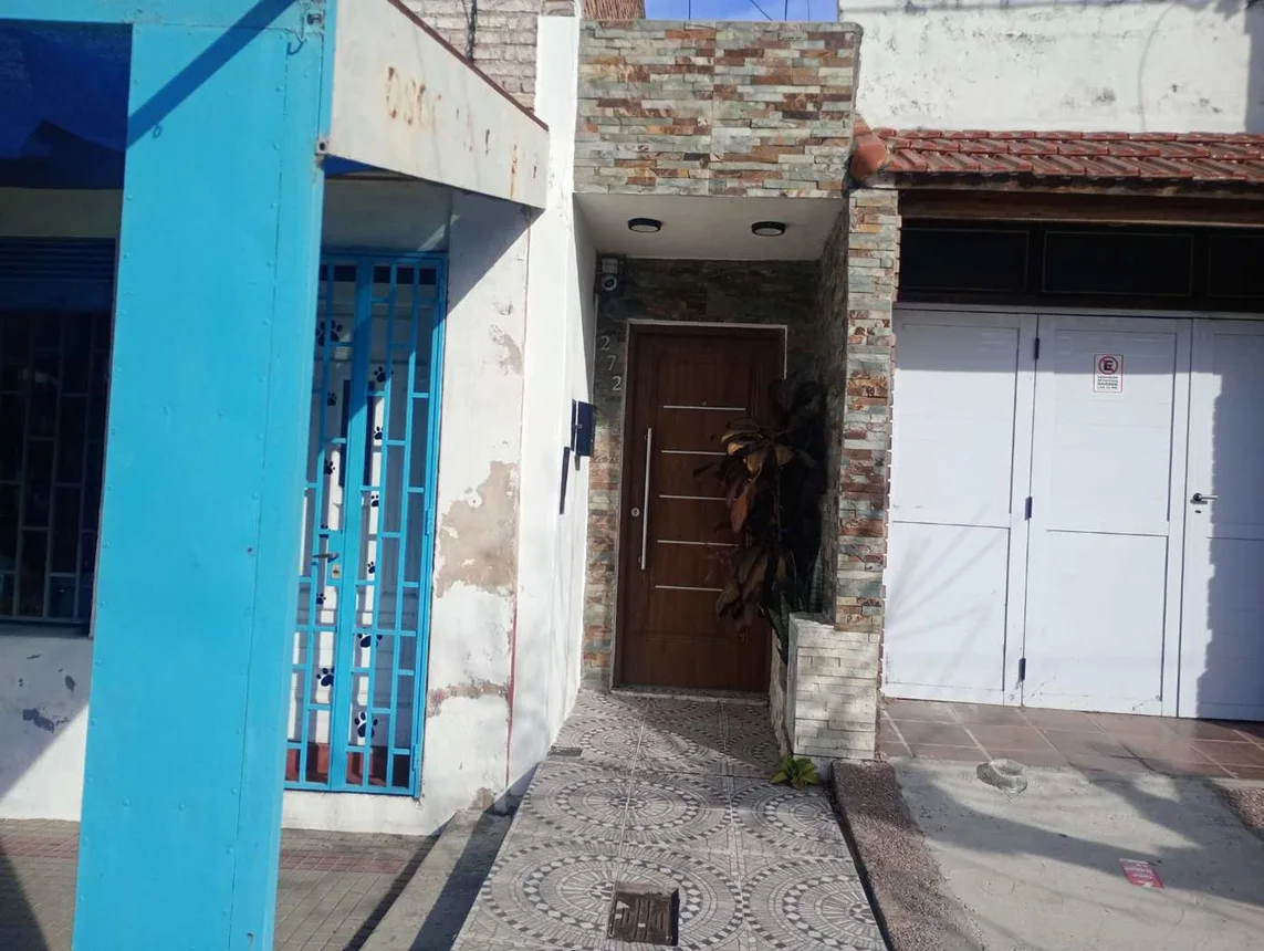 Casa en venta en Paraná, foto 2