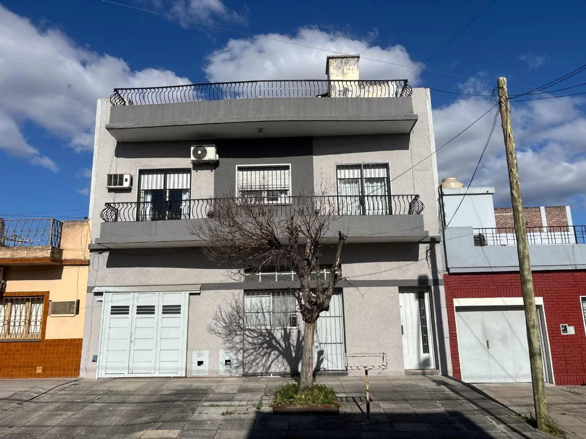 PH en venta en Ramos Mejía