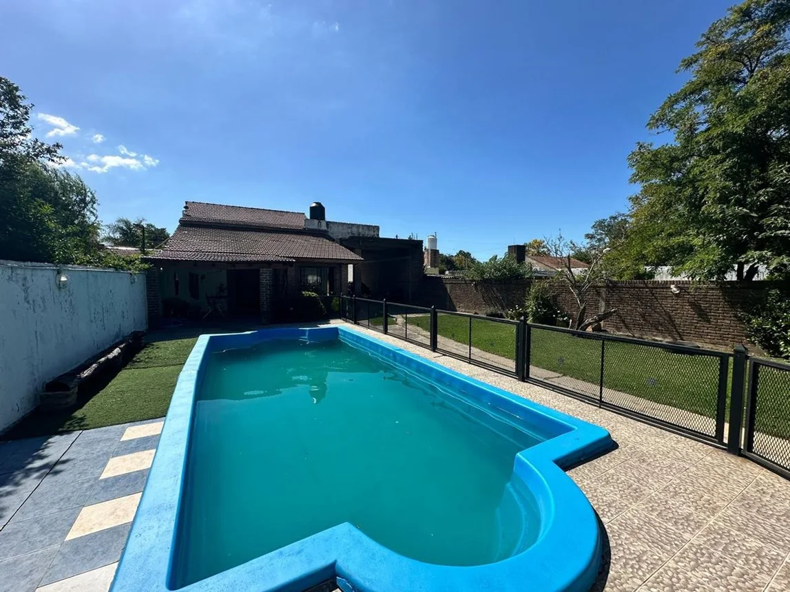 Casa en venta en Rafael Calzada, Juan Bautista Azopardo 3400