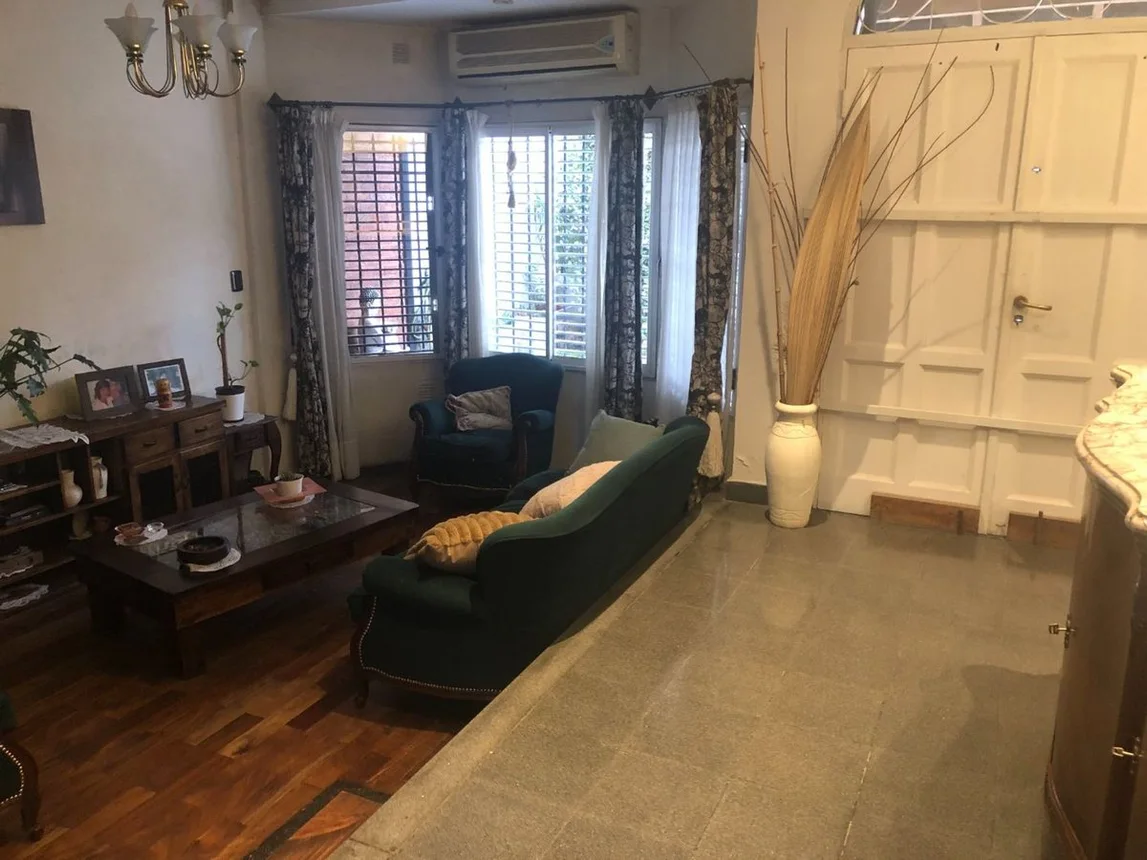 Casa en venta en Villa Sarmiento, foto 3