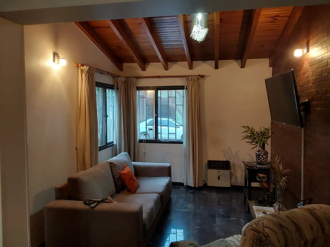 Casa de 5 ambientes en venta en Godoy Cruz, El Volcan 1500, foto 4