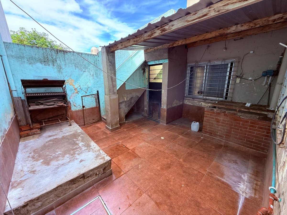 Foto 10 — VENTA CASA 3 AMBIENTES COCHERA BERNAL CON TERRAZA