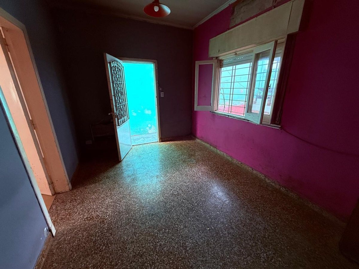 Foto 8 — VENTA CASA 3 AMBIENTES COCHERA BERNAL CON TERRAZA