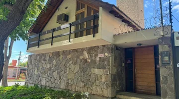 VENTA CASA GODOY CRUZ MENDOZA PILETA
