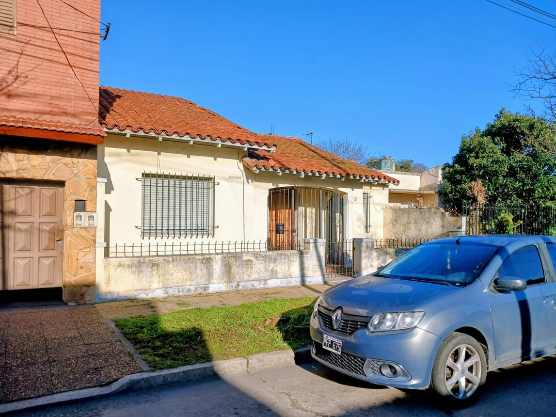 Casa de 3 ambientes en venta en Lanús Este, Pichincha 700, foto 2