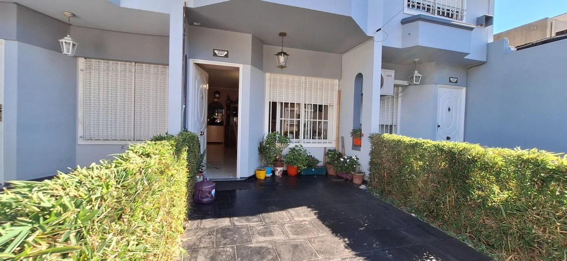 Casa tríplex de 4 ambientes en venta en Villa Luzuriaga, Cervantes 2100, foto 4
