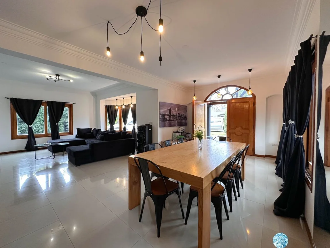 Casa de 5 ambientes en venta en Pilar, Las Glicinas y los Jazmines 1600, foto 5