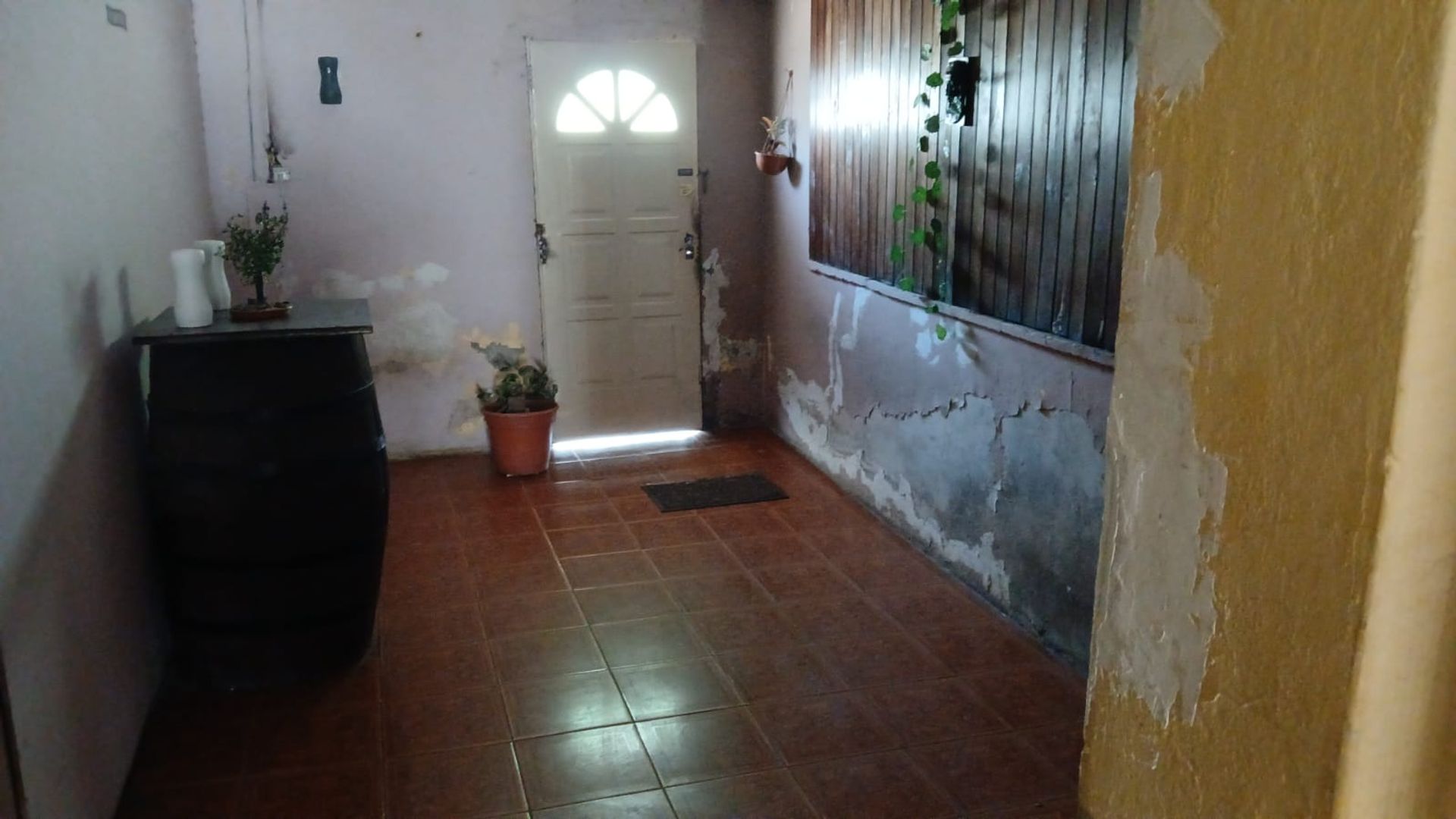 CASA CON LOCAL COMERCIAL EN VENTA MACROCENTRO - foto 4
