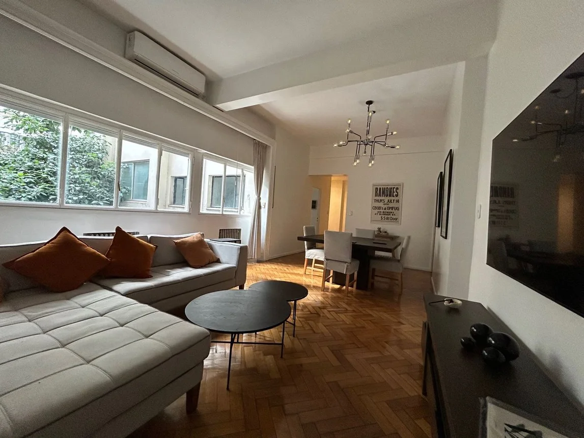 Semipiso de 3 ambientes en venta en Retiro, Juncal 900