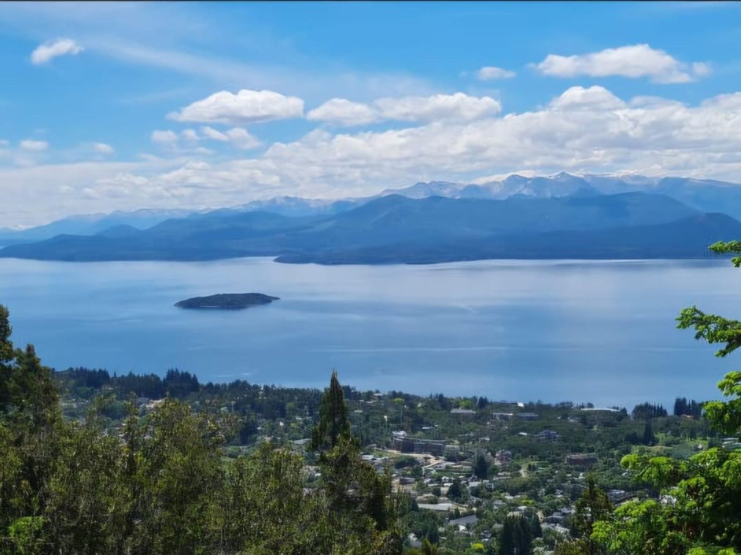 VENTA LOTE CON VISTA AL LAGO, MELIPAL II BARILOCHE