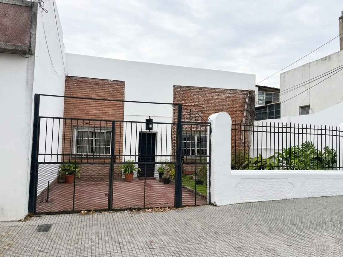 Casa en venta en Mataderos, foto 3