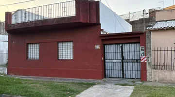 VENTA CASA 3 AMBIENTES MAS DEPARTAMENTO HURLINGHAM