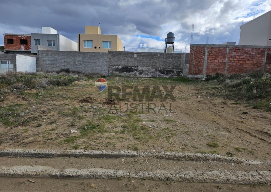 LOTE 242M2 BARRIO FEIJÓO