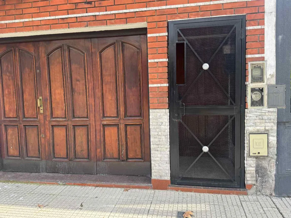 PH en venta en Liniers, foto 2