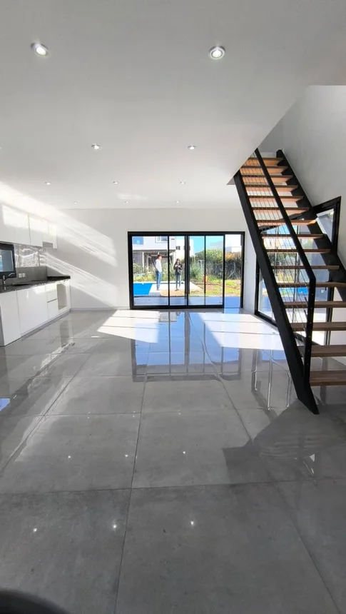 Casa en venta en Pilar, foto 3