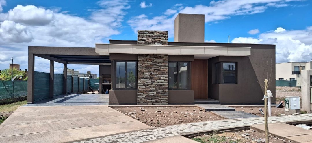 Venta Casa Lomas del Torreón Maipu Mza a estrenar