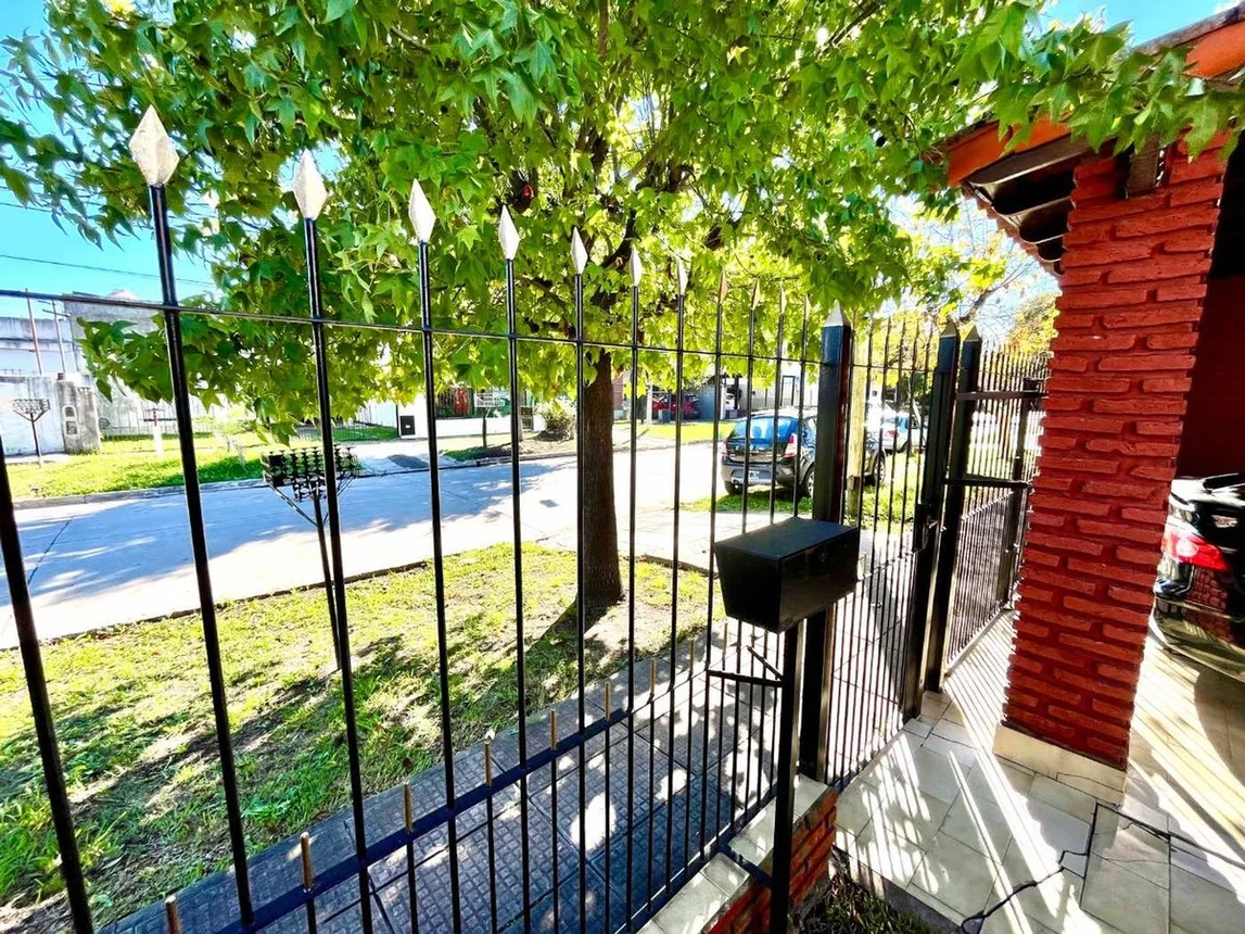 Casa en venta en Ituzaingó, foto 5