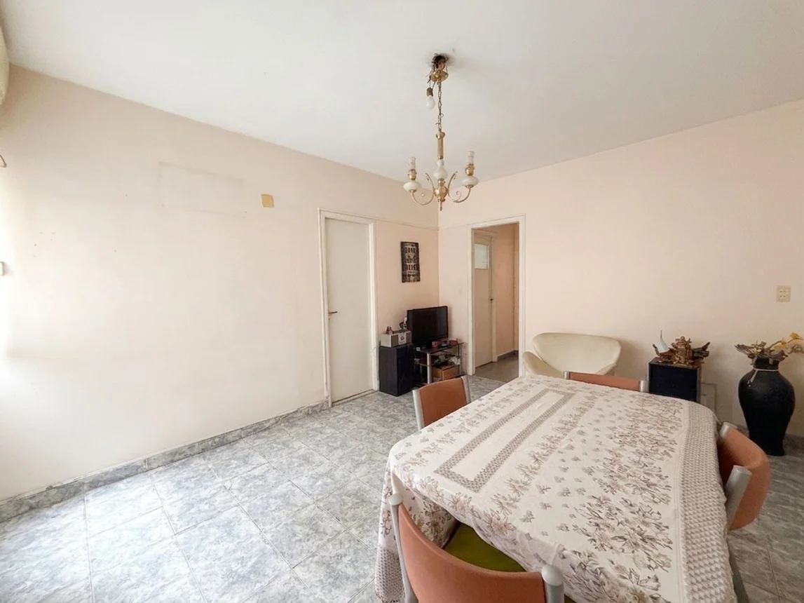 Departamento de 3 ambientes en venta en Monte Castro, Marcos Sastre 5600, foto 3