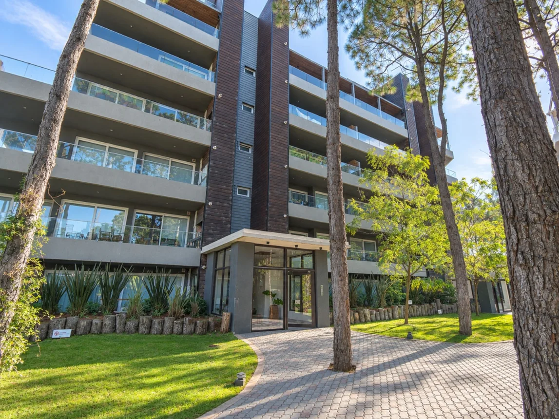 Departamento de 3 ambientes en venta en Pinamar, Florentino Ameghino 4600