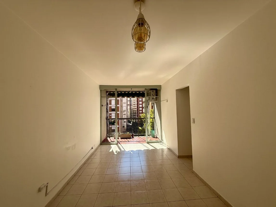 Departamento de 3 ambientes en venta en Acassuso, Albarellos 1000