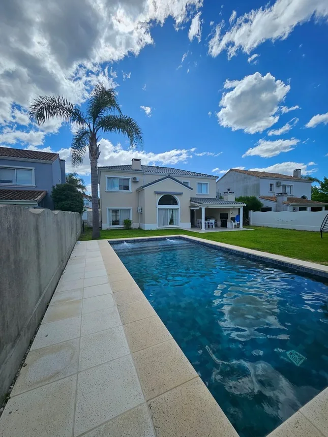 Casa de 4 ambientes en venta en Nordelta, Avenida de los Lagos 3800