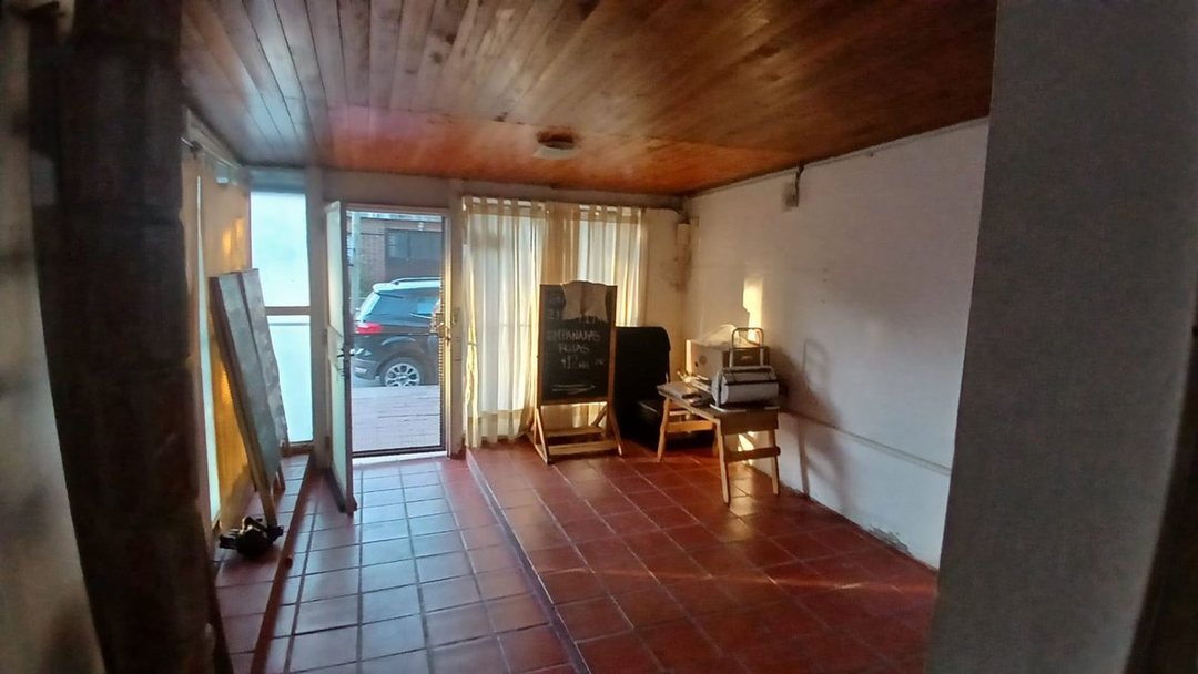 CASA MAS DEPTO A REFACCIONAR AMEGHINO SUD