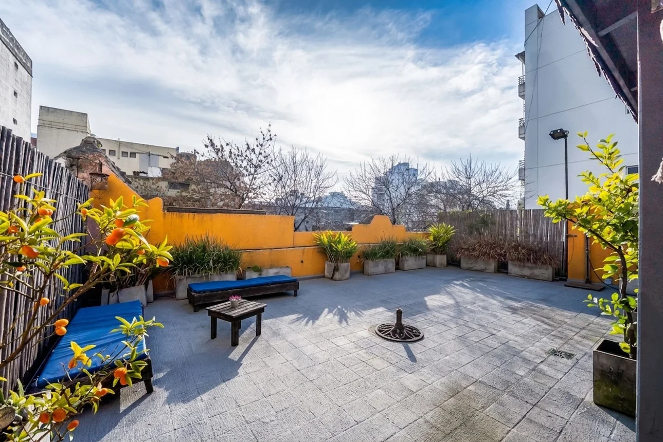 PH de 5 ambientes en venta en San Cristóbal, Sarandí 1100