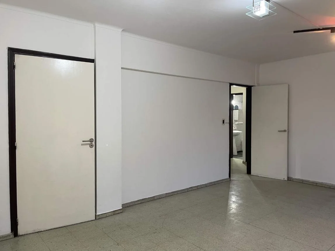 Departamento 3 habitaciones con terraza en ciudad, foto 3