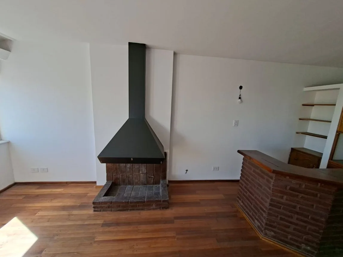 Semipiso de 4 ambientes en venta en Adrogué, Bartolomé Mitre 900, foto 2