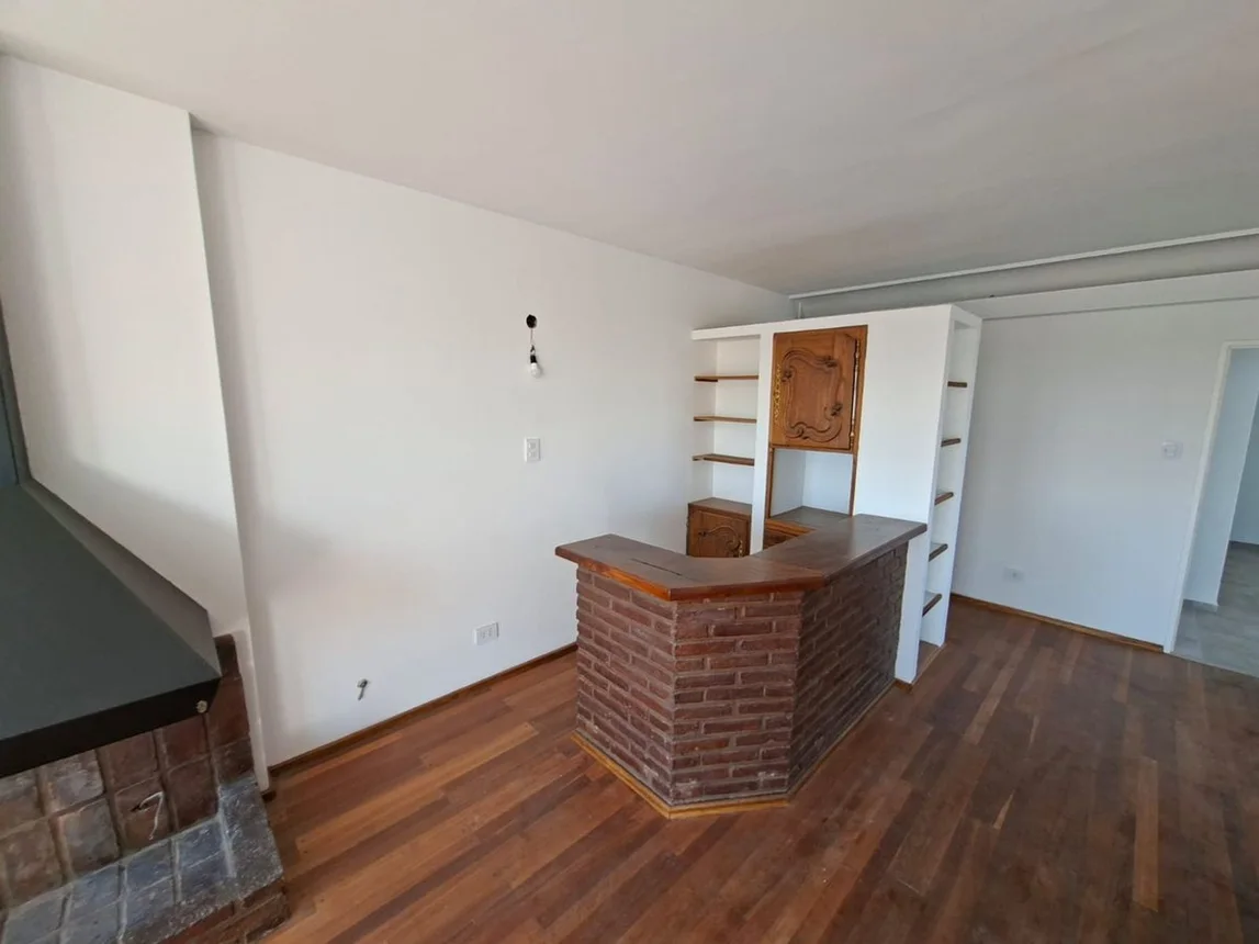 Semipiso de 4 ambientes en venta en Adrogué, Bartolomé Mitre 900, foto 3