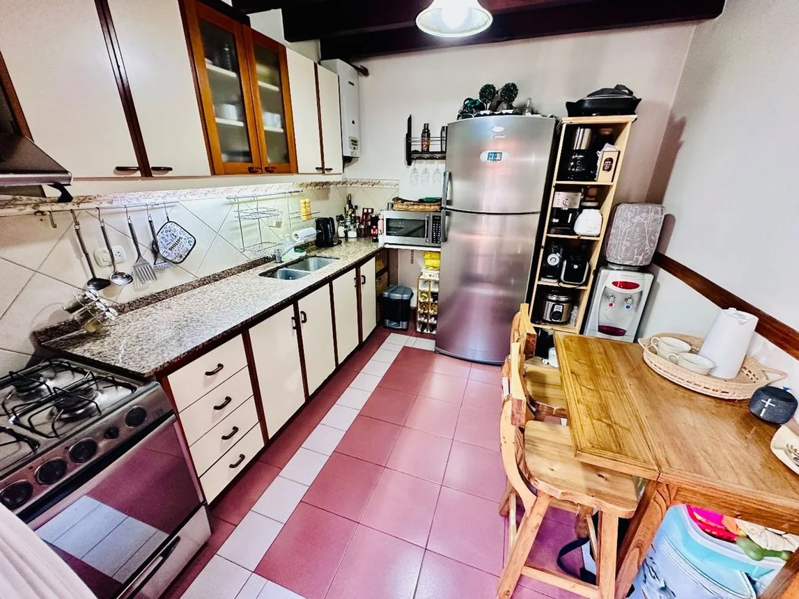 Casa tríplex en venta en Haedo, foto 4