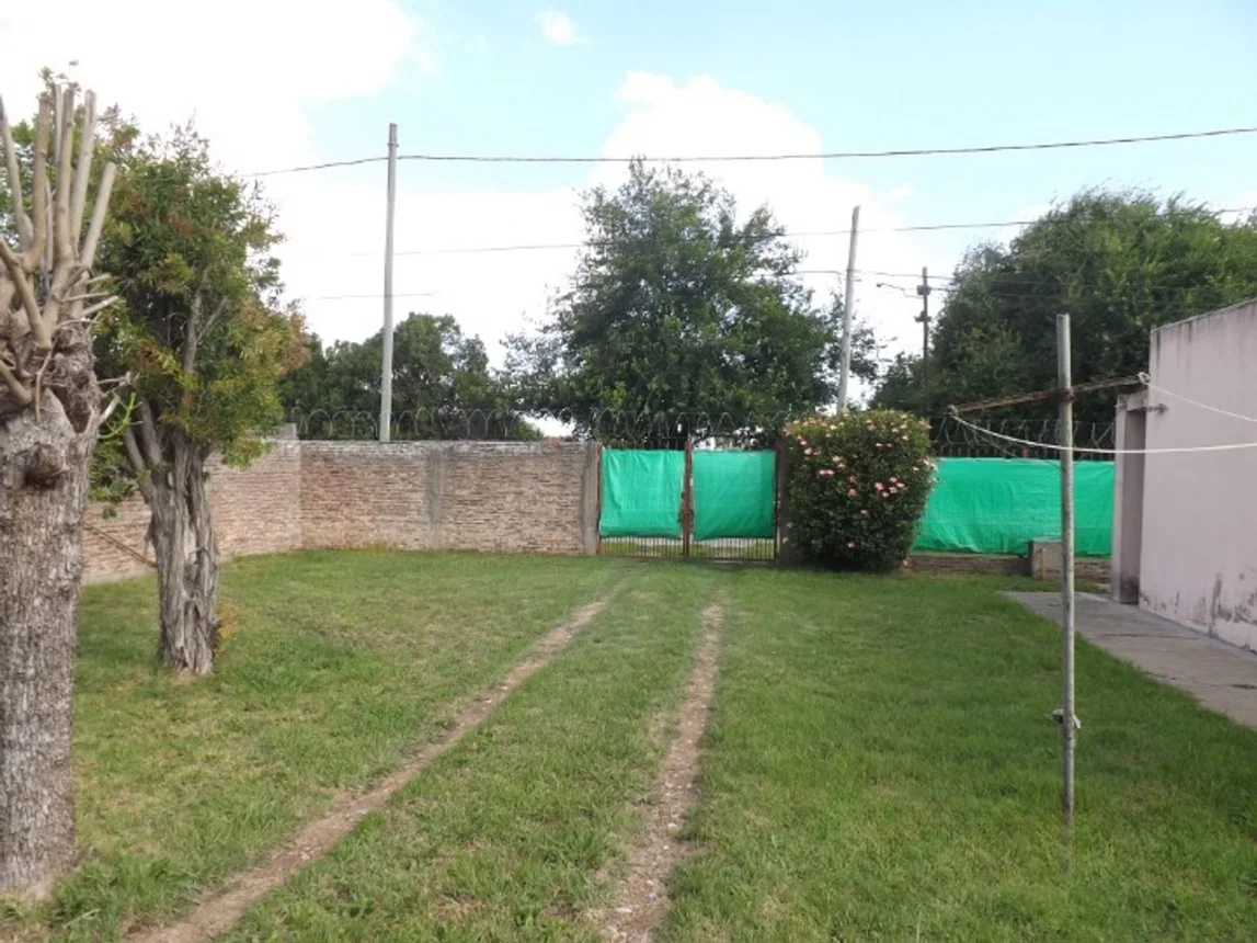 Casa de 4 ambientes en venta en Longchamps, Los Cipreses 1100, foto 2
