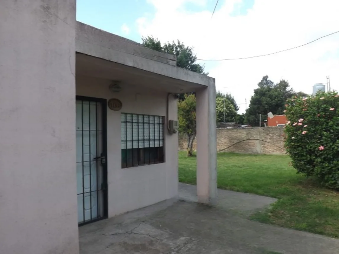 Casa de 4 ambientes en venta en Longchamps, Los Cipreses 1100, foto 4