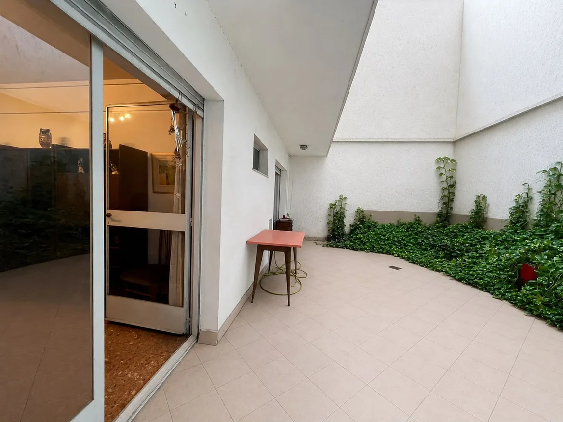 Departamento de 3 ambientes en venta en Barracas, Av. Montes de Oca 700, foto 2