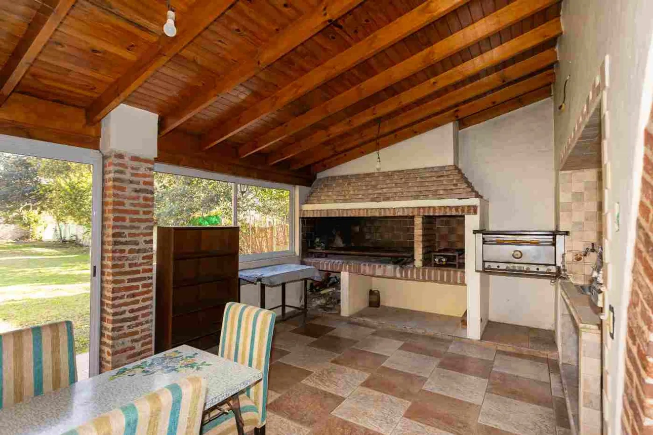 Venta de casa 5 amb en lote de 1520 m2 con pileta, foto 4