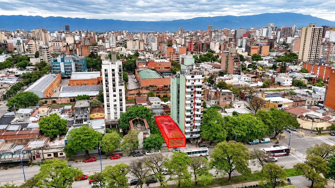 VENTA TERRENO AV. SOLDATI AL 200 APTO DESARROLLO
