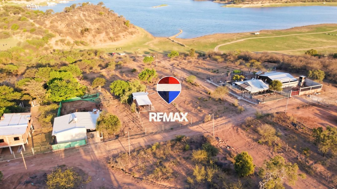 Venta casa a 250 mts del Dique Cabra Corral